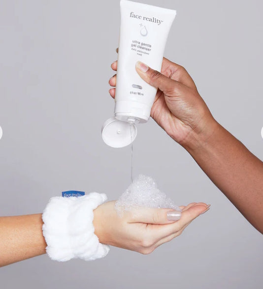 Ultra Gentle Gel Cleanser image 1